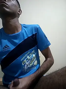 Snapshot of Luis_Gonzalez777 chatting on 10/18/25, 11:55 Luis Gonzalez777 online show from 10/18/25, 11:55
