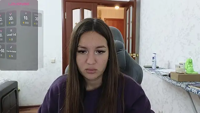 Nelly Fischer online show from 12/04/24, 12:25