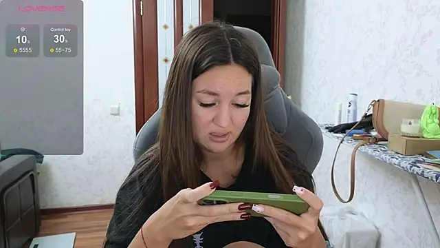 Nelly Fischer online show from 12/08/24, 04:39