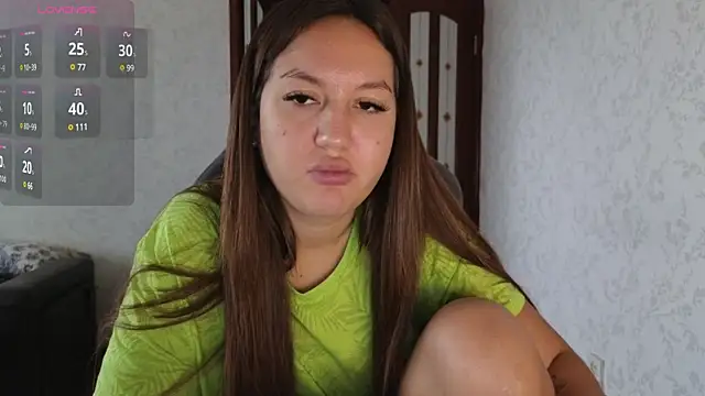 Nelly Fischer online show from 12/17/24, 10:12