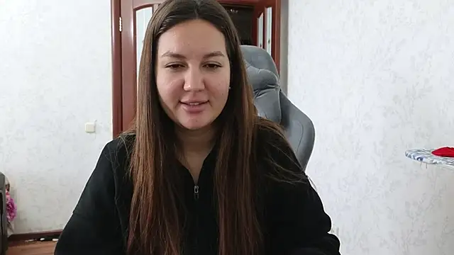 Nelly Fischer online show from 01/08/25, 08:27