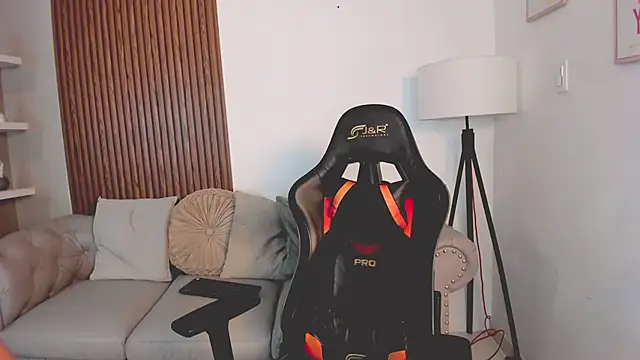 liam collins21 online show from 10/14/25, 11:44