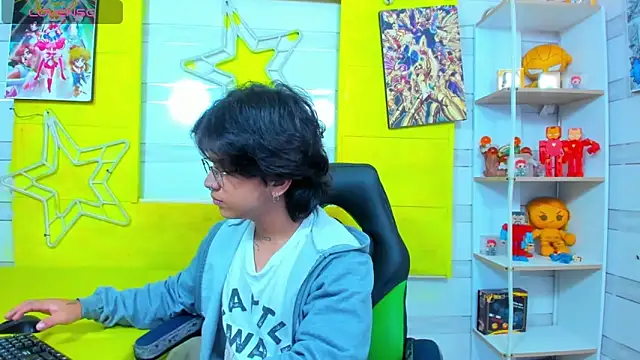 Snapshot of alex_477 chatting on 02/07/25, 11:56 alex 477 online show from 02/07/25, 11:56