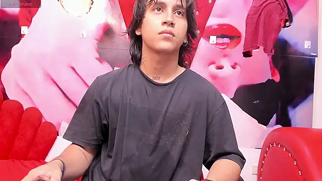 Snapshot of alex_477 chatting on 02/25/25, 11:41 alex 477 online show from 02/25/25, 11:41