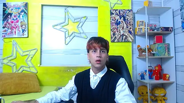 Snapshot of alex_477 chatting on 09/10/25, 11:32 alex 477 online show from 09/10/25, 11:32