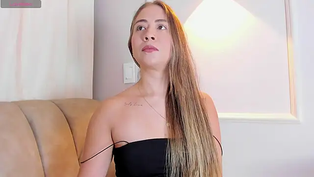 Lia walton online show from 12/15/24, 01:00