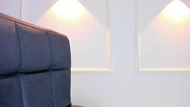 Lia walton online show from 03/08/25, 12:09