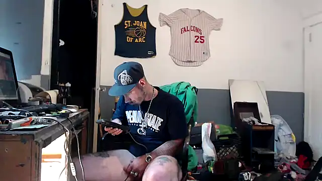 sledge901 online show from 10/18/25, 05:46