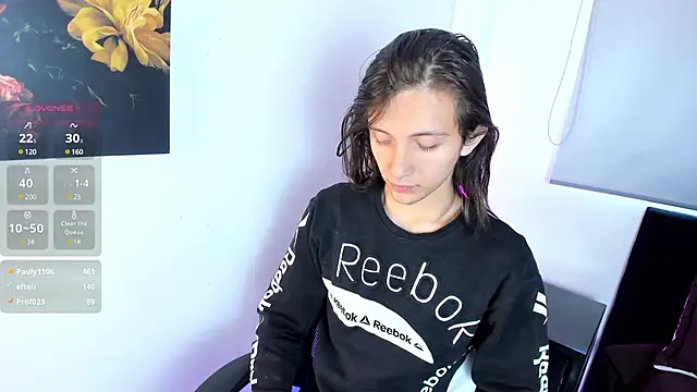 Snapshot of Feniix__ chatting on 12/22/24, 02:16 Feniix online show from 12/22/24, 02:16
