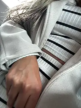  Abril-Office1 online show from 12/10/24, 05:33