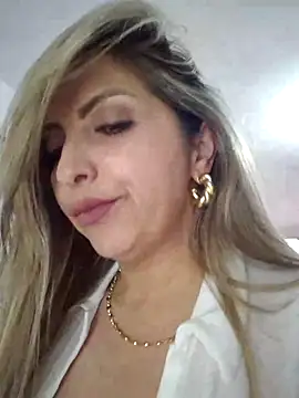  Abril-Office1 online show from 03/04/25, 08:38