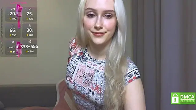Snapshot of CaseyLabow chatting on 12/14/24, 02:31 CaseyLabow online show from 12/14/24, 02:31