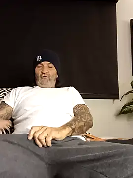 Snapshot of Hotbodyscottie chatting on 12/02/24, 09:35 Hotbodyscottie online show from 12/02/24, 09:35