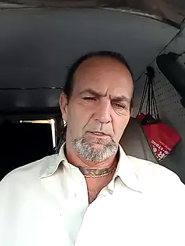 Snapshot of Hotbodyscottie chatting on 12/15/24, 12:28 Hotbodyscottie online show from 12/15/24, 12:28