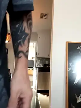 Snapshot of Hotbodyscottie chatting on 12/25/24, 02:23 Hotbodyscottie online show from 12/25/24, 02:23