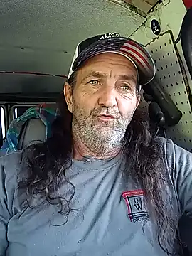 Snapshot of Hotbodyscottie chatting on 12/30/24, 08:47 Hotbodyscottie online show from 12/30/24, 08:47