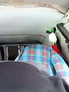 Snapshot of Hotbodyscottie chatting on 01/16/25, 04:28 Hotbodyscottie online show from 01/16/25, 04:28