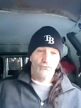 Snapshot of Hotbodyscottie chatting on 01/17/25, 12:42 Hotbodyscottie online show from 01/17/25, 12:42