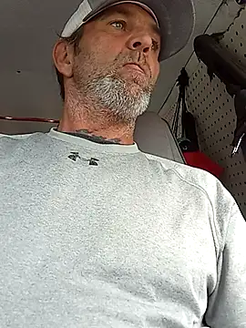 Snapshot of Hotbodyscottie chatting on 02/18/25, 06:04 Hotbodyscottie online show from 02/18/25, 06:04