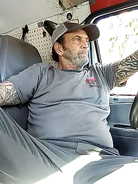 Snapshot of Hotbodyscottie chatting on 02/20/25, 07:52 Hotbodyscottie online show from 02/20/25, 07:52