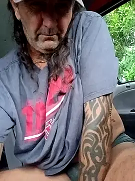 Snapshot of Hotbodyscottie chatting on 09/09/25, 11:43 Hotbodyscottie online show from 09/09/25, 11:43