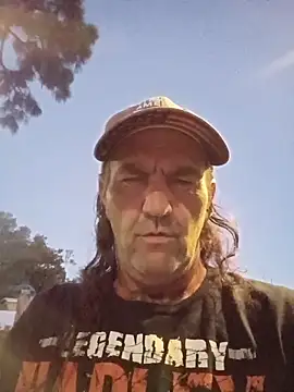 Snapshot of Hotbodyscottie chatting on 10/19/25, 11:11 Hotbodyscottie online show from 10/19/25, 11:11