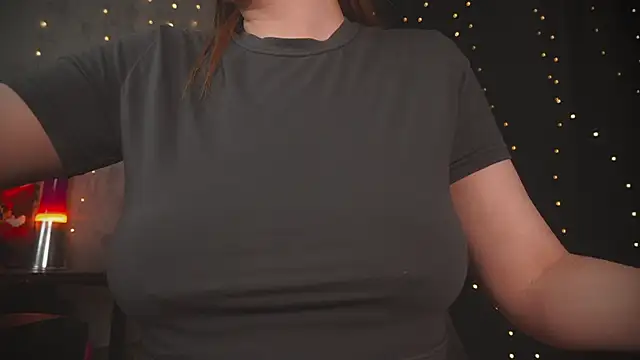 Snapshot of cuteamberlyyy chatting on 09/22/25, 06:26 cuteamberlyyy online show from 09/22/25, 06:26