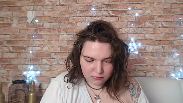 Snapshot of Amelia_Kiss_ chatting on 01/20/25, 03:59 Amelia Kiss online show from 01/20/25, 03:59