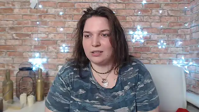 Snapshot of Amelia_Kiss_ chatting on 01/23/25, 06:49 Amelia Kiss online show from 01/23/25, 06:49
