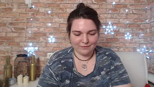 Snapshot of Amelia_Kiss_ chatting on 01/25/25, 06:45 Amelia Kiss online show from 01/25/25, 06:45