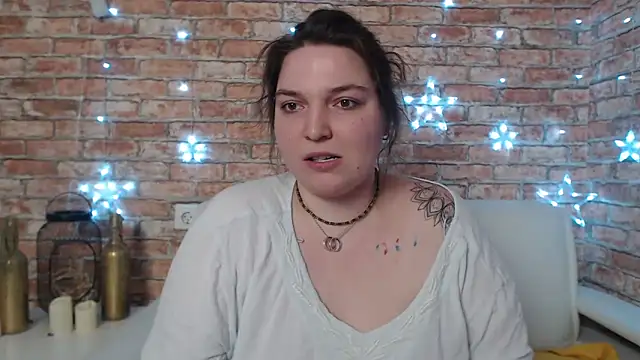 Snapshot of Amelia_Kiss_ chatting on 01/31/25, 06:46 Amelia Kiss online show from 01/31/25, 06:46