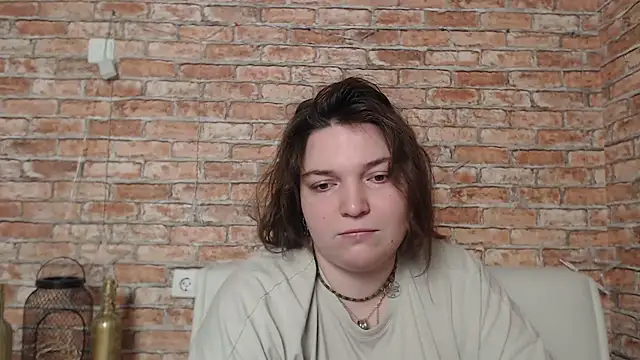 Snapshot of Amelia_Kiss_ chatting on 02/04/25, 12:51 Amelia Kiss online show from 02/04/25, 12:51