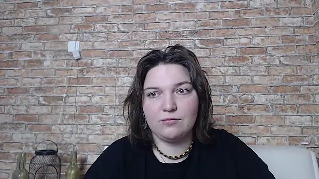 Snapshot of Amelia_Kiss_ chatting on 02/21/25, 12:38 Amelia Kiss online show from 02/21/25, 12:38