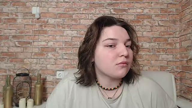Snapshot of Amelia_Kiss_ chatting on 02/25/25, 12:47 Amelia Kiss online show from 02/25/25, 12:47