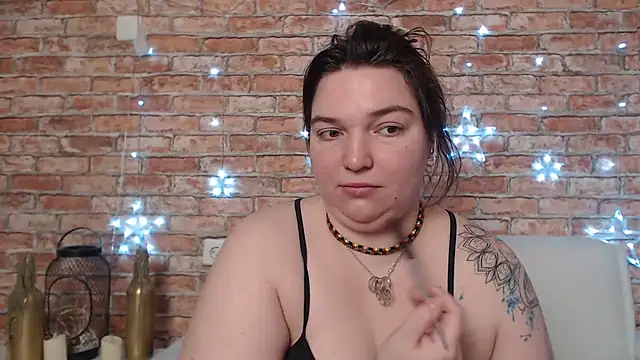 Snapshot of Amelia_Kiss_ chatting on 03/19/25, 12:48 Amelia Kiss online show from 03/19/25, 12:48