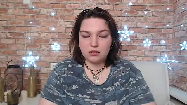 Snapshot of Amelia_Kiss_ chatting on 03/19/25, 03:52 Amelia Kiss online show from 03/19/25, 03:52