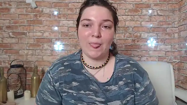 Snapshot of Amelia_Kiss_ chatting on 03/22/25, 12:49 Amelia Kiss online show from 03/22/25, 12:49