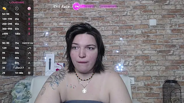 Snapshot of Amelia_Kiss_ chatting on 10/03/25, 12:29 Amelia Kiss online show from 10/03/25, 12:29