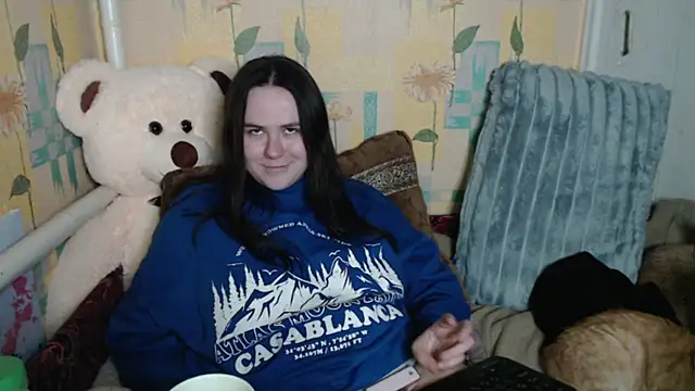 Snapshot of FelvivalKitty chatting on 10/22/25, 10:09 FelvivalKitty online show from 10/22/25, 10:09