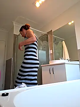 Snapshot of Pussy69Kat chatting on 11/03/25, 11:48 Pussy69Kat online show from 11/03/25, 11:48