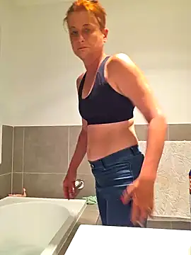 Snapshot of Pussy69Kat chatting on 11/20/25, 10:48 Pussy69Kat online show from 11/20/25, 10:48