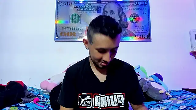 Bad Couple 1 online show from 12/06/24, 02:13