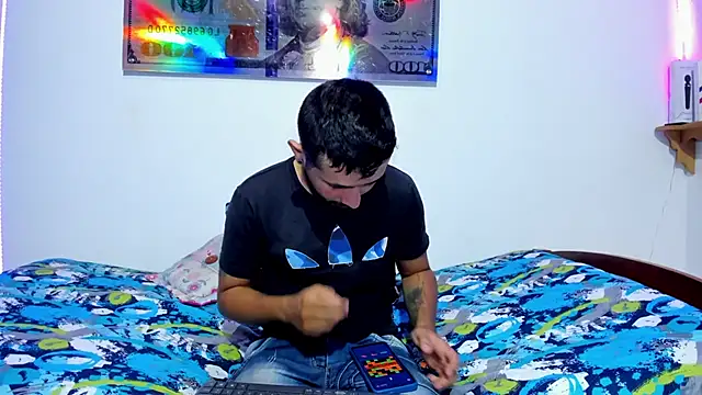 Bad Couple 1 online show from 12/20/24, 03:14