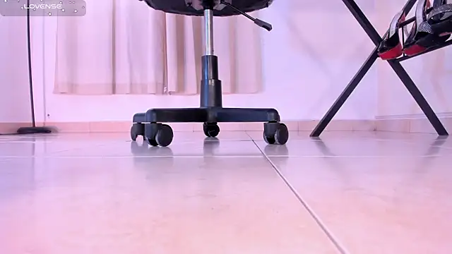 violettastrada online show from 09/22/25, 12:40