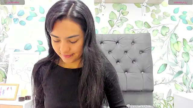 Snapshot of atilanadiaz7 chatting on 02/18/25, 02:27 atilanadiaz7 online show from 02/18/25, 02:27