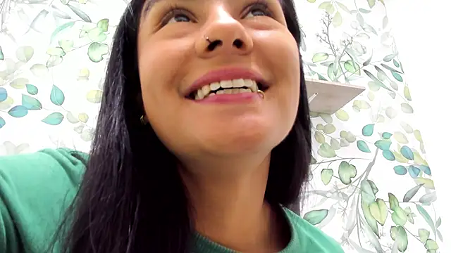 Snapshot of atilanadiaz7 chatting on 03/05/25, 02:12 atilanadiaz7 online show from 03/05/25, 02:12