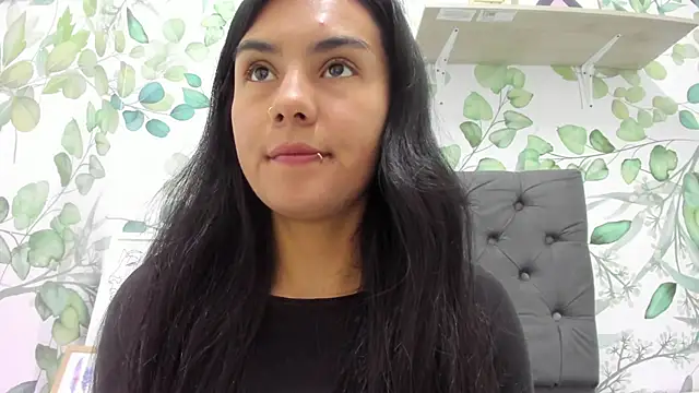 Snapshot of atilanadiaz7 chatting on 09/19/25, 04:07 atilanadiaz7 online show from 09/19/25, 04:07