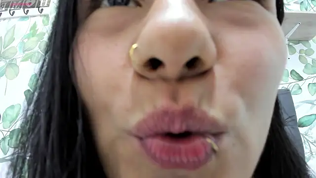 Snapshot of atilanadiaz7 chatting on 10/06/25, 03:53 atilanadiaz7 online show from 10/06/25, 03:53