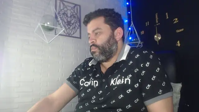 Santi Ruiz2 online show from 01/29/25, 11:25