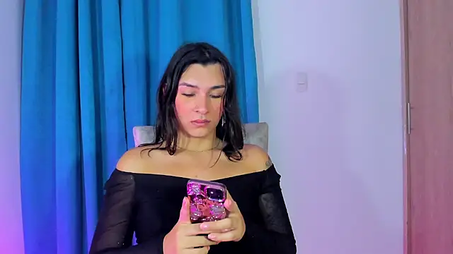 Camila Coxx online show from 01/05/25, 07:49